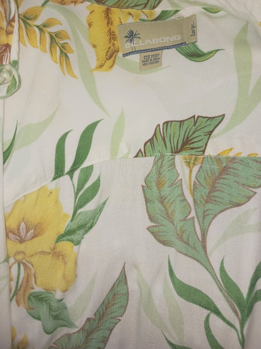 Billabong Beach or Island L shirt